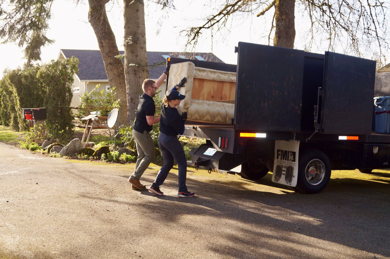 College Hunks Junk Removal Alternative | Grizzly Junk Removal